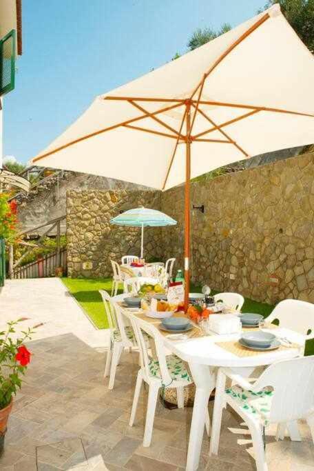 Villa Il Sogno Di Zia Ada Масса-Лубренсе Екстер'єр фото
